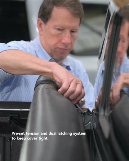 Ford Platinum Soft Rolling Truck Bed Cover by Advantage® - F-150