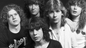 DEF LEPPARD Frontman JOE ELLIOTT In Praise Of Former Guitarist PETE WILLIS - He Was An Integral Part Of This Band