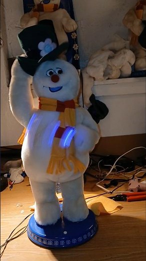 Vintage Frosty the snowman animatronic