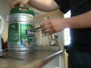 Heineken Draughtkeg First Pour