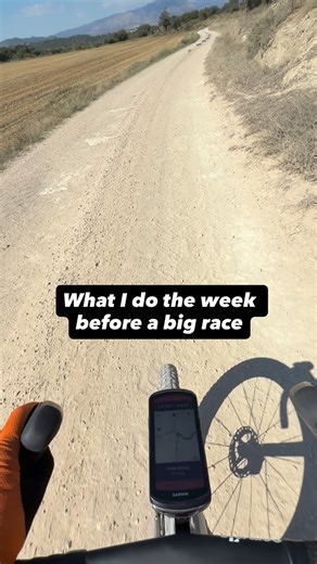 Dialing in my routine before gravel races has been key to both ensure success in the event but also to keep my head focused & relaxed. Here’s the one I’ve been dialing in ⬇️ Is there anything you would add?? ⚙️ Gear Prep Choose tires Top up sealant Charge drivetrain Pick the right gearing Wax chain 🗺️ Recon course Test tire pressure Ride course with friends if possible Visualize key race moments Preview the start & finish 😴 Relax!! 🥤 Prep nutrition Decide bottles / packs and aid station strat