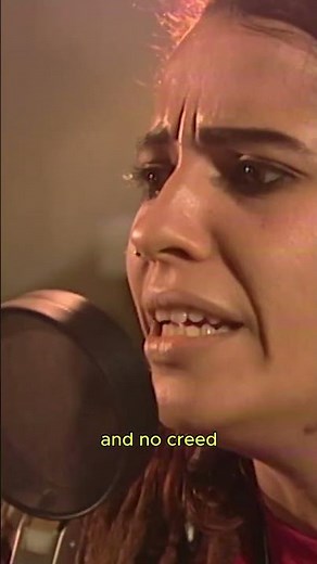 November 19, 1993, 4 Non Blondes performed “In My Dreams” for 2 Meter Sessions.