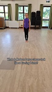 🌟Genre spotlight: Modern🌟 Ever wondered what modern dance is actually about? Here is a little flavour of what you can expect! Students will work on key dance movements including jumps, leaps, kicks and turns, and learn routines that encompass a variety of styles, including jazz, lyrical, and musical theatre 💃🕺 As part of our modern classes, we teach the ISTD syllabus from Primary up to Advanced 2 level, but we also work more holistically with the students to develop with flexibility, strengt