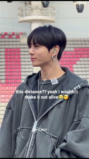 jungkook during soundcheck today, he looks so beautiful🥺💘#BTS — Soundcheck Day2#BTS_WORLDTOUR_ARIRAN