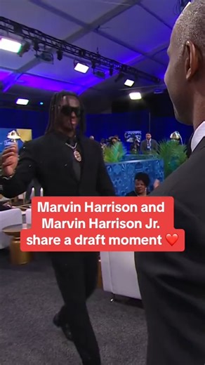 Passing of the torch 🤝 (🎥 @nfl) | Ohio State Buckeyes on 247Sports