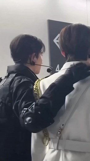 JAKEHOON HEEHOON #enhypen #jake #sunghoon #heeseung #jakehoon #heehoon #fyp #เอนไฮเพน #เจค #ซองฮุน #ฮีซึง #เจคฮุน #ฮีฮุน