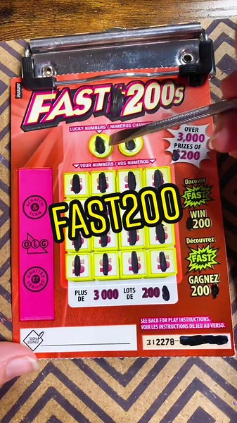 Let’s get to 1K followers for a live Scraching! 🤳📸#scratchoffticket #fyp #satisfying #satisfyingscratch #scratch #fast200