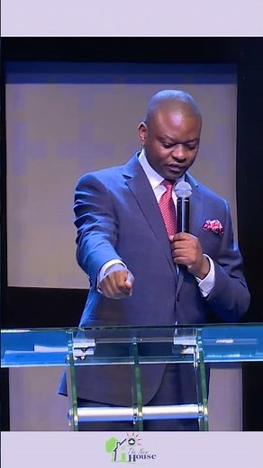 What to Do When Giving Offering in Church...💴💵💶💷💰🤑