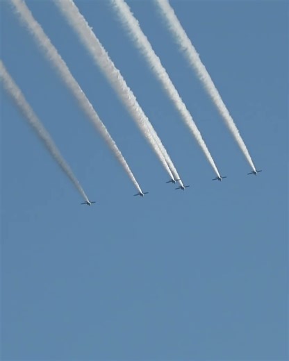 課目終わったらと思ったら最後に‼️ブルーインパルス展示飛行 大洗町誕生70周年