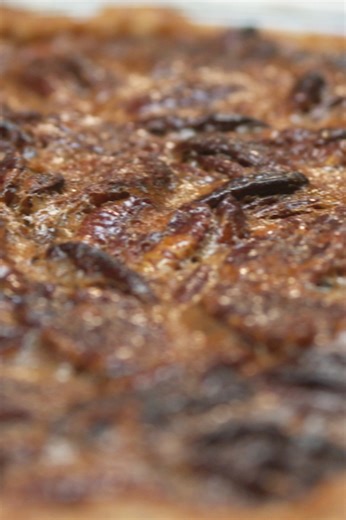 Tarte de noz-pecã com manteiga castanha muito fácil