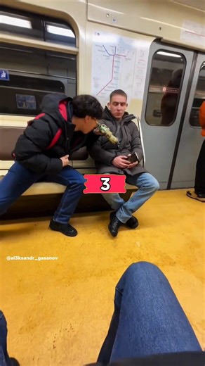 These subway pranks are unbeatable 😂 #prank #subway #funny