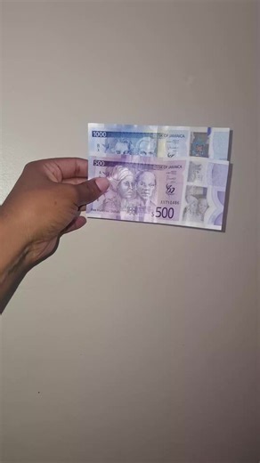 Affordable customized gift items. whatsApp 876-321-7913 to order. delivery islandwide via Knutsford #partyfavors #souvenirs #giftideas #affordablegifts #birthdaygift