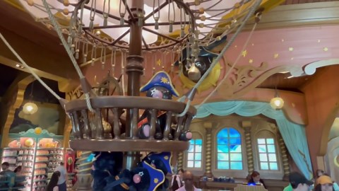 Epic Universe Moonship Chocolates & Celestial Sweets | Store Overview