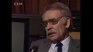 2.7K views · 34 reactions | „Přichází třetí obrazová revoluce. Nejdříve tu byl film, pak televize, dnes je tu video,“ zaznělo ve vydání pořadu Sondy, které si dnes připomene.  Video dorazilo do Československa na konci 80. let. Že se jednalo o malou technologickou a společenskou revoluci, na kterou nebyl tehdejší socialistický systém tak úplně připravený, můžete vidět v reportáži  | Archiv ČT24 | Facebook