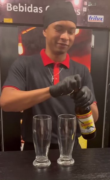 Dicas de Como Servir Cerveja: Com ou Sem Espuma?