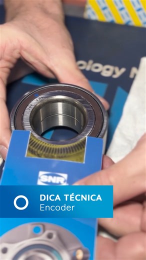 NTN Rolamentos do Brasil on Instagram: "🔧 Dica técnica com Rafael Braga, Técnico da NTN! Hoje o assunto são os encoders dos rolamentos: componentes essenciais para o funcionamento preciso dos sistemas. ⚠️ Atenção: o manuseio incorreto pode causar danos irreversíveis. ➡️ Sempre utilize ferramentas adequadas e evite impactos ou contato direto na área sensível do encoder. 👉 Cuidados simples garantem maior durabilidade e desempenho dos rolamentos NTN. #NTN #DicaTécnica #Rolamentos #Encoder #Manute