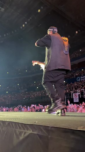 1.8M views · 39K reactions | When @jellyroll615 asks you to jump on the mic… you do it Thanks for having me brother 﫡 | Alexander "The Great" Volkanovski | Facebook