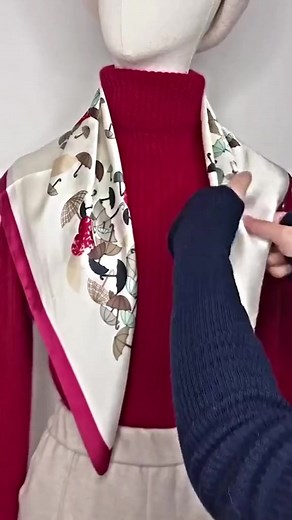 5.8M views · 44K reactions | #foryou #fyp #silkscarf #silkscarftutorial #silkscarftie #OOTD_anastasia #hpradicalreuse #tiktokmademebuyit #fyp #silkscarf #foryou | Fix by me | Facebook