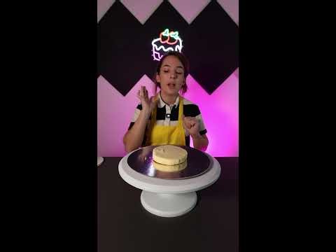 Making a Mini-3 Tier Cake! (Winter Themed)