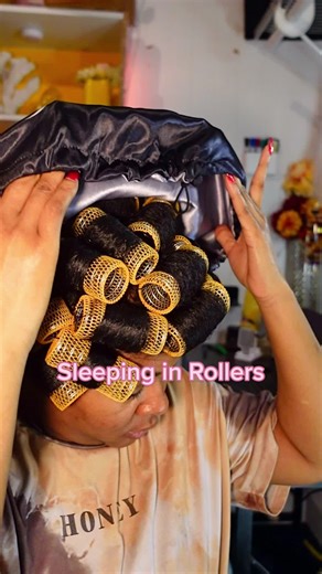 How to Sleep in Wire Mesh Rollers for Beautiful Curls