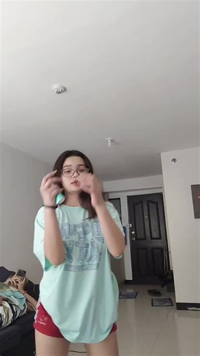 Bea may (@bea.may0)’s videos with Dc ni Miko - Miko Yanson