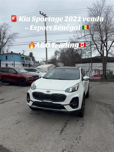 🔥 KIA SPORTAGE 2021 SX TURBO GDI – VENDU 🔥 Encore un véhicule envoyé avec succès au Sénégal 🇸🇳 Merci pour la confiance à nos frères. Nous continuons d’envoyer des véhicules vers le Sénégal et plusieurs autres pays africains. 📍 Montréal 📲 Infos : 438-464-2050 Suivez la page pour voir les nouveaux arrivages. #KiaSportage #Sportage2021 #ExportAfrique #Senegal #Dakar
