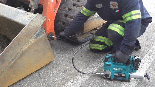 The 18V LXT Grease Gun (XPG01) delivers 10,000 PSI of maximum pressure and has a maximum flow rate of 10 oz. per minute so that users can work faster. Grease flow is controlled with two speed modes, low speed (high-pressure) and auto-speed. Modes can be adjusted by the speed selector with additional control through the variable speed trigger. The 47-1/4" flexible hose provides greater access to reach fittings. An air bleed valve assists with faster pump priming. https://www.makitatools.com/produ