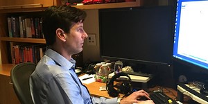 Microsoft hands out more free cloud stuff to woo startups