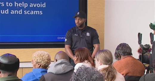 Detroit police and Chase hold scam prevention workshop