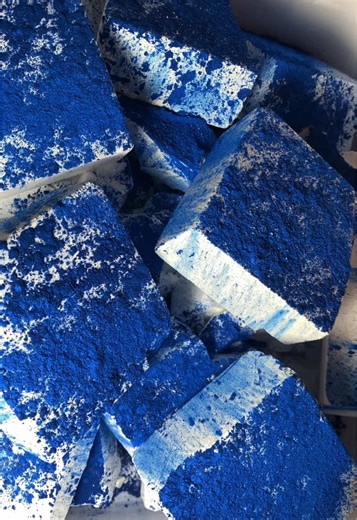 Crunchy asmr84 #asmr #chalk #powder #crunchy #crushing | crunching asmr