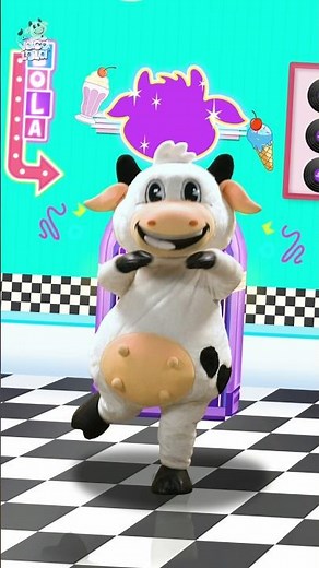 ¡La Vaca Lola baila con su cola! 🐮🎶 #CancionesInfantiles #LaVacaLola #Shorts