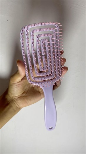 Comb That Makes Hair Better 😳