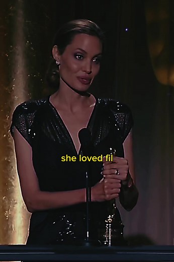 Angelina Jolie receives the Jean Hersholt Humanitarian Award at the 2013 Governors Award at the Oscars #angelinajolie #oscars #oscar #speech #beautiful #movie