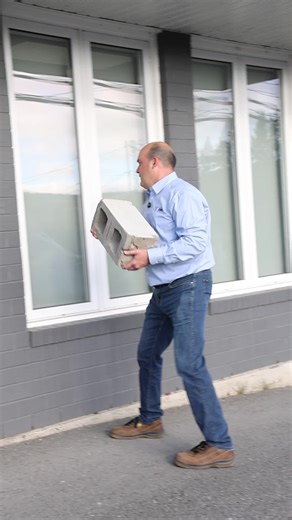 Bonne chance… mais tu ne pourras pas déjouer nos systèmes d’alarme! 😏 On te montre comment nos systèmes de sécurité gardent ce que tu as de plus important en sécurité. 🏠🔒 Pour tes besoins résidentiels ou commerciaux, pense à Groupe EMS! 📍 810 chemin Canada, Edmundston | Groupe EMS Group inc.