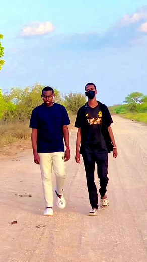 Sharma poi (@sharmapoi61)’s videos with original sound - Alladii. الدي