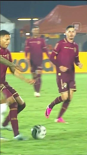 QUEM FAZ 3, FAZ 6! 🦈⚽ #shorts
