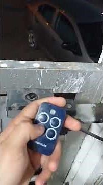 Como programar control de portón (marca Genius)