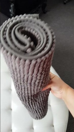 How to fold a bath mat tutorial