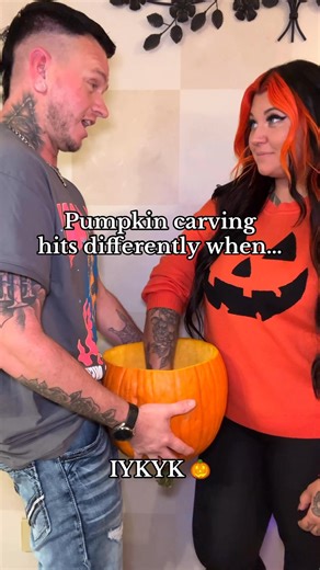 142K views · 442 reactions | Always willing to give a helping hand 浪 | Kay Natrix | Facebook