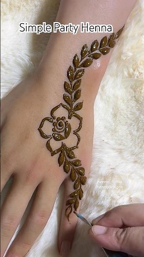 Easy Henna Flower Vines & Dots Tutorial! Perfect for Beginners #hennashorts #mehndidesign #diyhenna