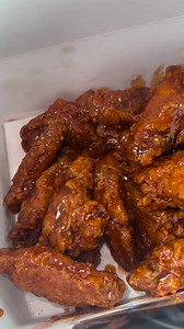 123K views · 1.4K reactions | @publix Wing Deli Hack! These Honey Hot Wings Went Crazy! | Y’all Got To Try! & Tell Them Chef D Sent You!  #atlchefd #publix #publixhack #foodhack #wings #atlanta #quickmeals | Chef Darius | Facebook