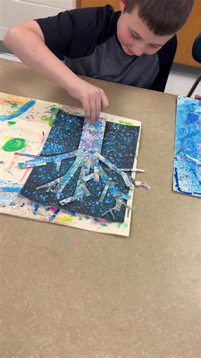 Tutorial now Available in my TPT!!! Comment “Tree” and I can send you the link!! 🩵🩵🩵 https://www.teacherspayteachers.com/Product/Paper-Tree-Silhouettes-15124627 | Mrs Allain Art