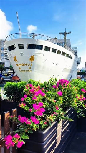 23 reactions | After 1,000 days of transformation, the iconic Minghua Ship at Shenzhen’s Sea World is making a grand return! Reinvented as China’s first immersive performance & themed cultural hub, it will debut “The Deal (《交易人生》)”—a groundbreaking body theater production created by an international team, premiering Oct 1, 2025. Video from 七一 @Shenzhen_style @MorningGBA @NancyinNanshan @zhang_heqing | ShenzhenStory | Facebook