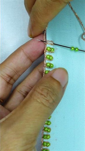 #loopstitch #embroidery #crochet #beginnersstitch #sewing #handmade #diynstitch #embroiderypatterns