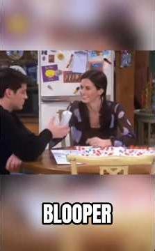 Friends bloopers vs. The actual scenes (part 4) #friends #chandlerbing #matthewperry #joeytribbiani