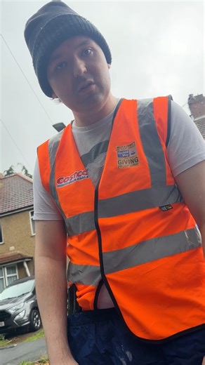 He Said “Turn Off Your Diesel Engine”… Driver’s Response Went Viral | MakeSense