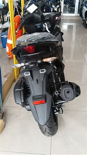 Ready to take on the Vario 160 Evo! The 2027 Aerox is just as good-looking