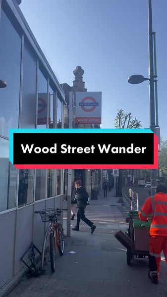WE LOVE WOOD STREET! Such a lovely area, with great businesses, buzzing community and a fab library plus! What’s your favourite library? #librarylife #eastlondon #woodstreet #walthamstow