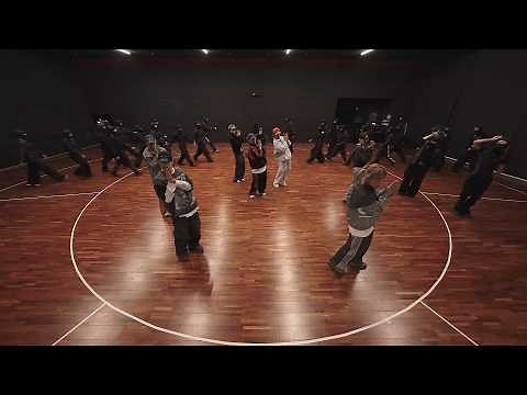 BTS 'Hooligan' Dance Practice