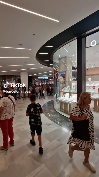 Inauguración del Nuevo IKEA en el Centro Comercial Glòries de Barcelona